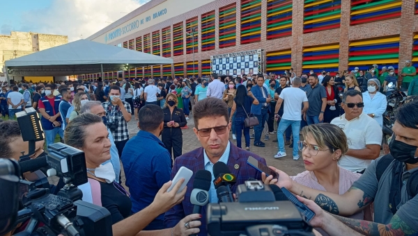 Gladson inaugura nova enfermaria do Pronto-socorro de Rio Branco com 126 leitos